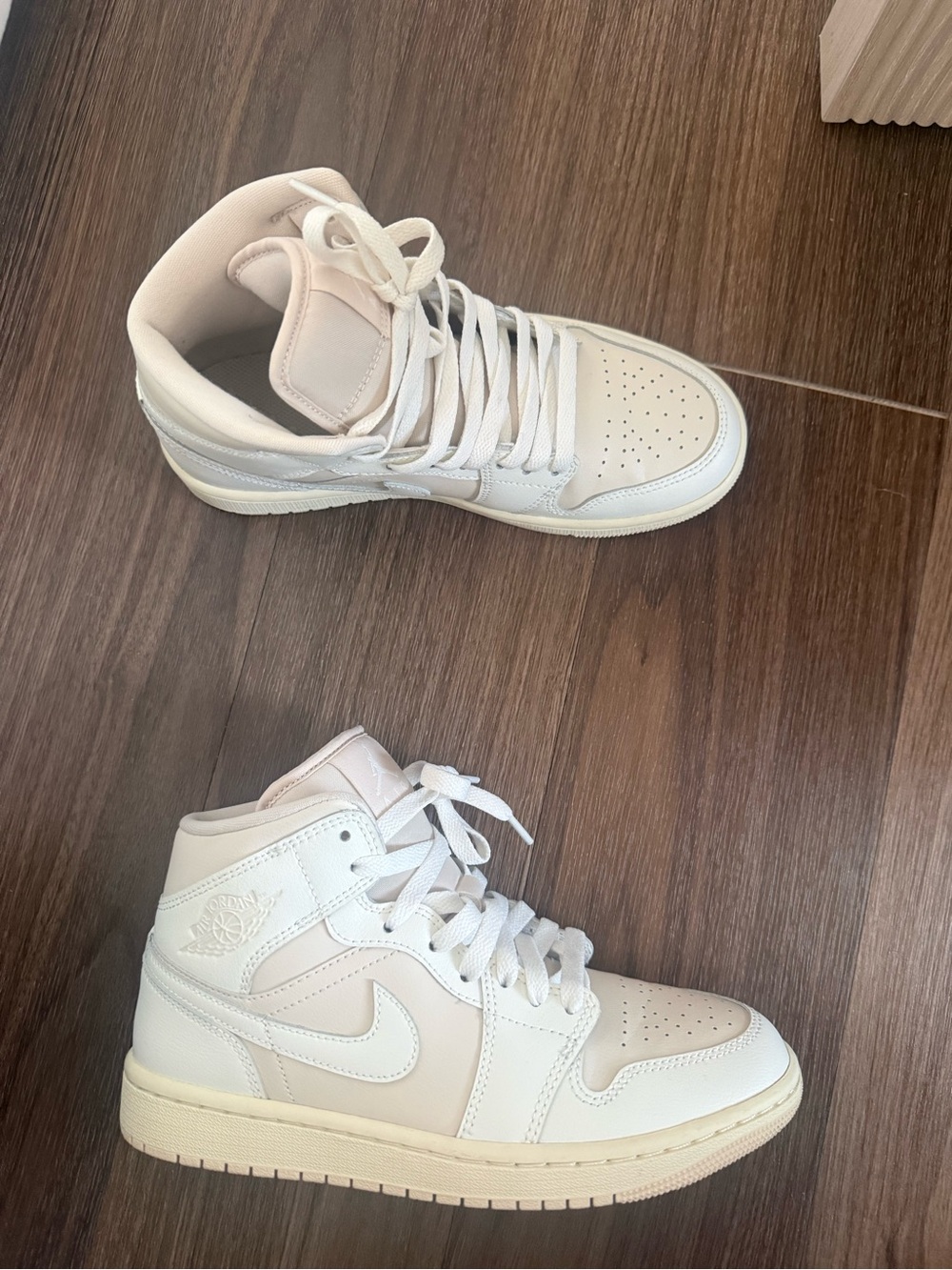 Nike Jordans mid
